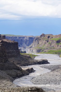 Dettifoss yaz, kuzeydoğu İzlanda.