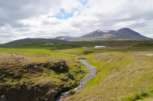 Hermosa vista en verano, Islandia —  Fotos de Stock