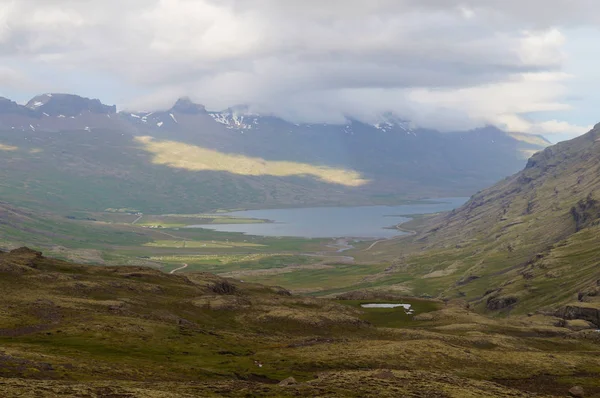 Güzel görünümü'nde yaz, İzlanda