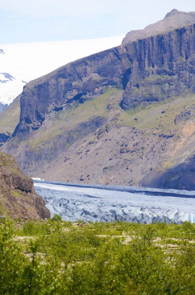 Morsarjokul gletsjer in de zomer, IJsland — Stockfoto