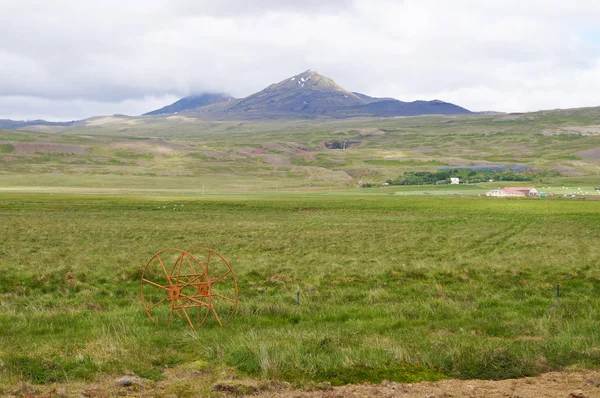 Vacker utsikt på sommaren, Island. — Stockfoto