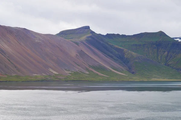 Belle vue en été, Islande . — Photo