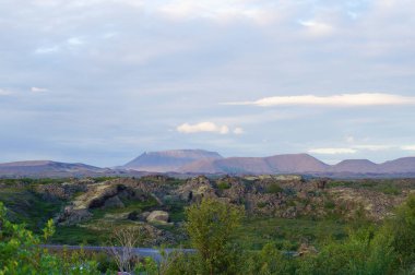 Myvatn göl alanı, İzlanda, güzel dağ