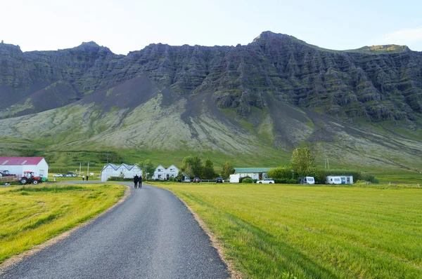 Hermosa vista en verano, Islandia . — Foto de Stock