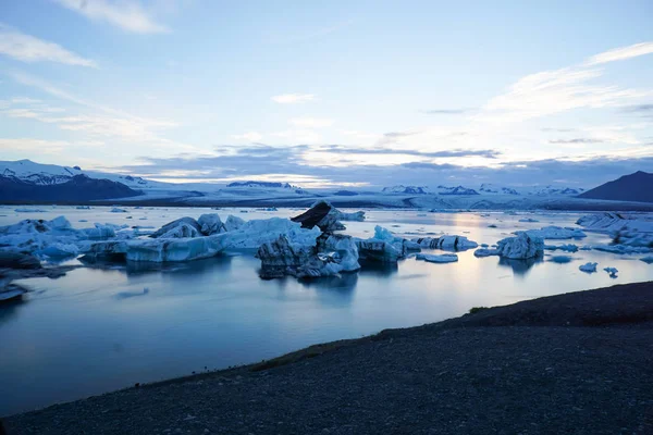 手配、アイスランドの氷の風景 — ストック写真