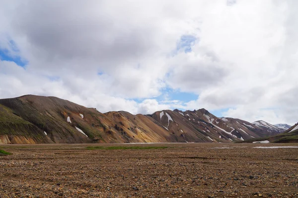 Valle del parque nacional Landmannalaugar, Islandia . — Foto de Stock