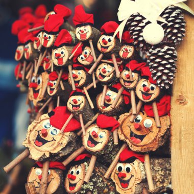  Tio de Nadal, Katalonya, Spa geleneksel Noel sembolü
