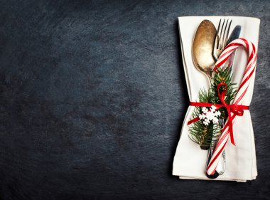 Kırmızı Noel sofrası 