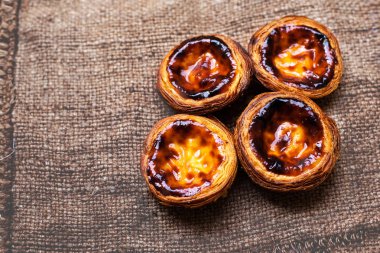 Portekizli yumurta tart