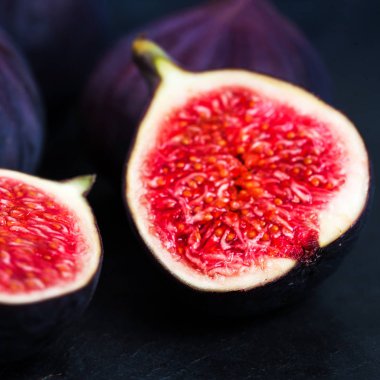 dilimlenmiş taze incir