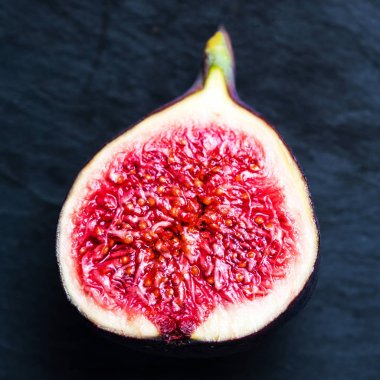 dilimlenmiş taze incir