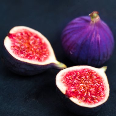 dilimlenmiş taze incir