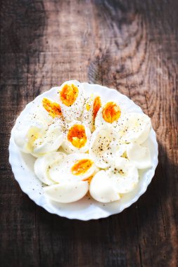 Katı pişmiş yumurta