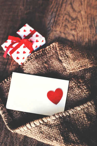 Gift box and card — Stockfoto