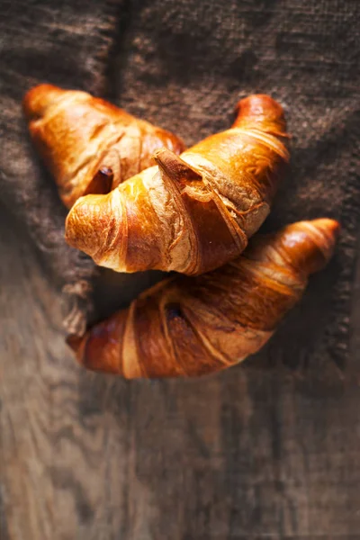 Golden fresh croissants — Stock Photo, Image