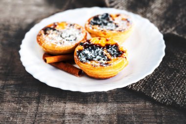 Yumurta tart - kremalı tatlı curstard 