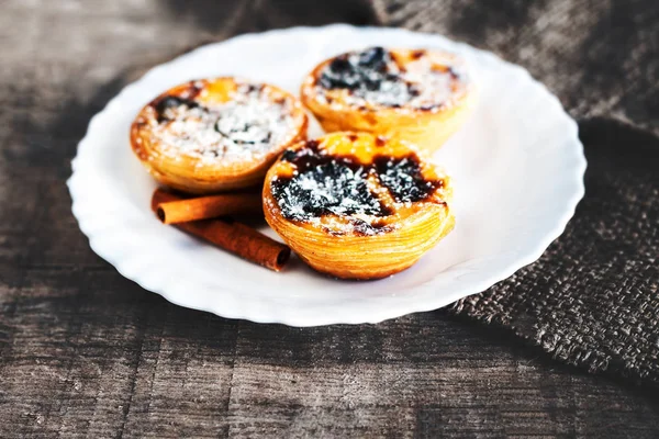 Torta de ovo - curstard doce cremoso — Fotografia de Stock