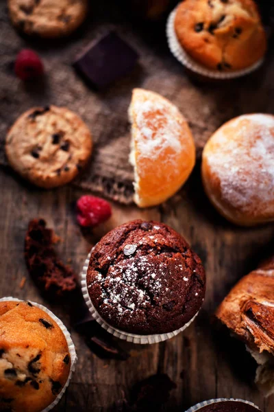 Leckere Schokoladen-Cupcakes — Stockfoto