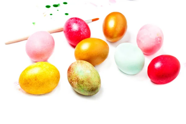Påsk sammansättning med färgglada ägg — Stockfoto