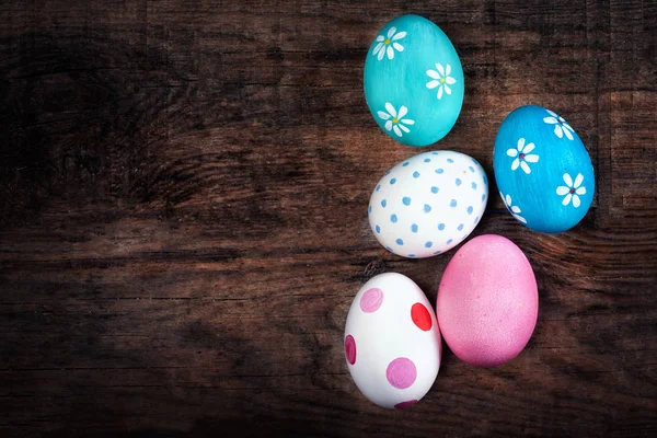 Coloridos huevos de Pascua —  Fotos de Stock