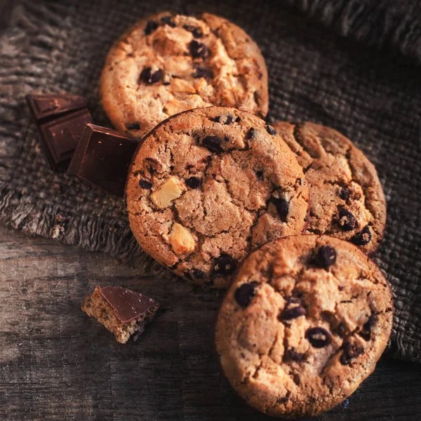 Chocolate chip cookies — Stock Photo, Image