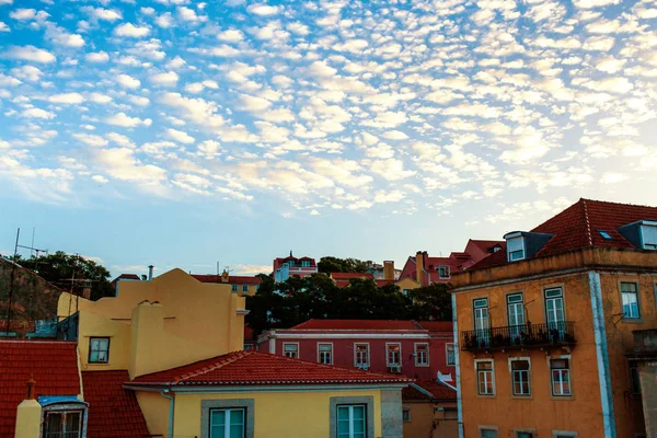 Vista de la antigua ciudad de Lisboa — Foto de Stock