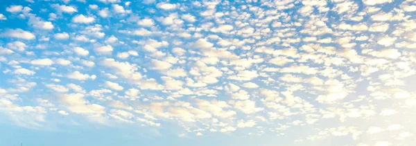 구름낀 하늘 추상적 배경. — 스톡 사진