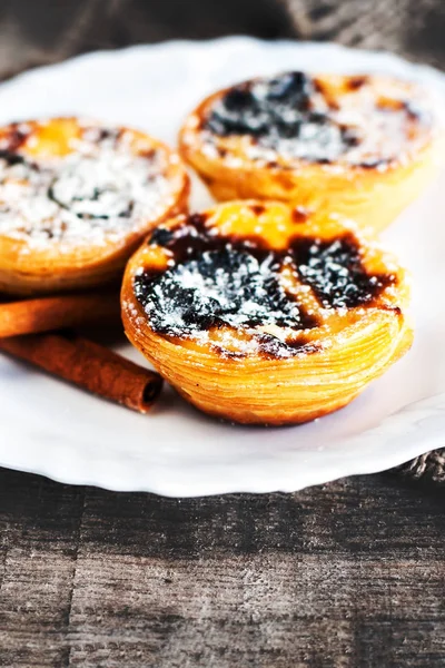 Creamy egg tarts — Stock Photo, Image