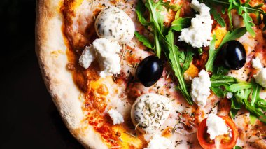 İtalyan klasik pizza