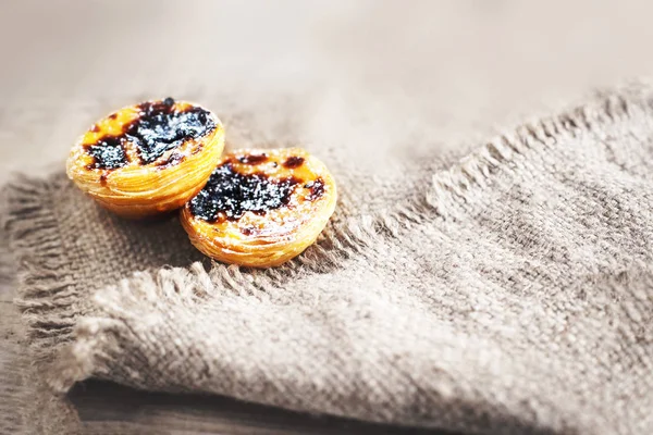 Pastelaria cremosa tradicional portuguesa — Fotografia de Stock