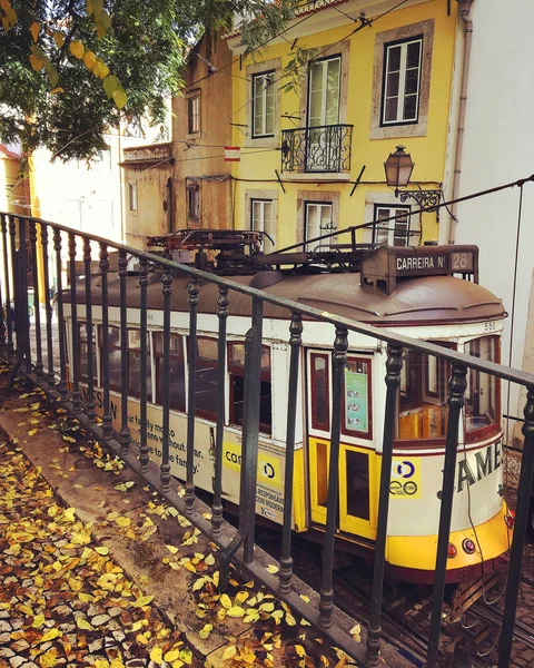 Tranvía amarillo vintage — Foto de Stock