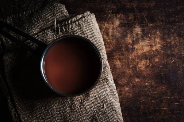 Cioccolata calda scura in una pentola — Foto Stock