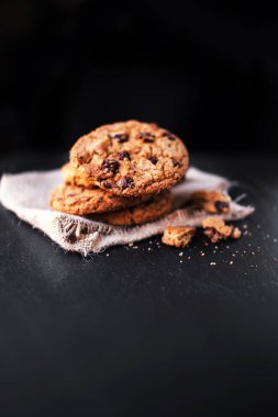 Çikolata parçacıklı kurabiye. 