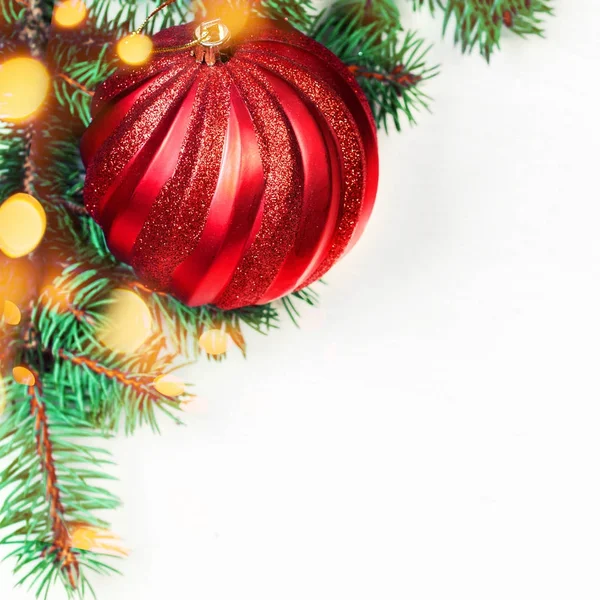 Bauble rosso di Natale — Foto Stock