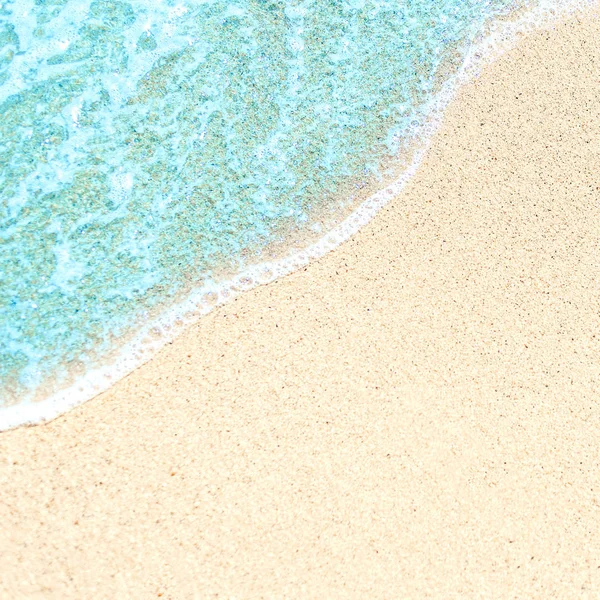 Morbida Onda Oceano Blu Sulla Spiaggia Sabbiosa Sfondo Con Posto — Foto Stock