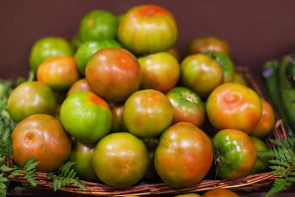 Färska Tomater Bakgrund Organiska Ripe Olika Tomater Marknaden Skörda Koncept — Stockfoto