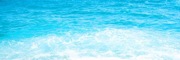 Měkká Vlna Modrého Oceánu Písečné Pláži Pozadí Místem Pro Text — Stock fotografie