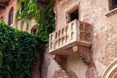 Romeo ve Juliet Balkon