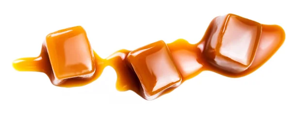 Dulces Caramelo Con Salsa Caramelo Aislada Sobre Fondo Blanco — Foto de Stock