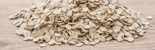 Avena Enrollada Granola Cereales Avena Sobre Mesa Vieja Madera Blanca —  Fotos de Stock