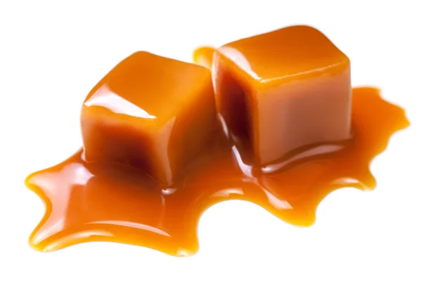 Caramel Snoepjes Stukken Topping Saus Geïsoleerd Witte Achtergrond — Stockfoto