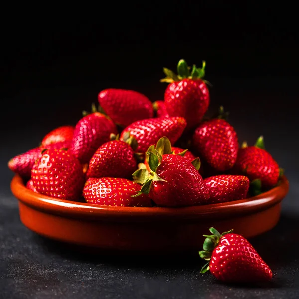 Heap Fresh Strawberry Black Background — Stock Photo, Image