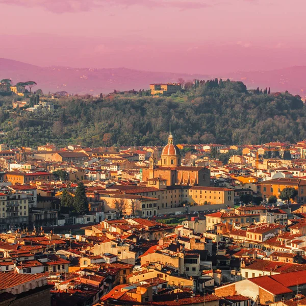 Panorama de Florença, Itália ao pôr-do-sol bonito. Florença cidade — Fotografia de Stock