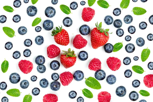 Summer Food Pattern Fresh Berries Isolated White Background Top View — Stock Photo, Image