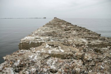 Longd ve eski iskele Liepaja