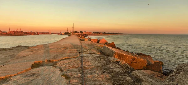 Topo en Liepoja al atardecer — Foto de Stock