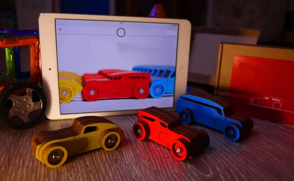 Brinquedo Pequeno Carros Brinquedo Coloridos Para Crianças — Fotografia de Stock