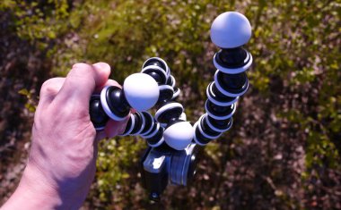 Kamera için esnek tripod. Ayrıntılar ve yakın plan