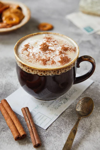Cup Cocoa Coffee Milk Cinnamon Cookies Light Gray Background Close — Stock Photo, Image