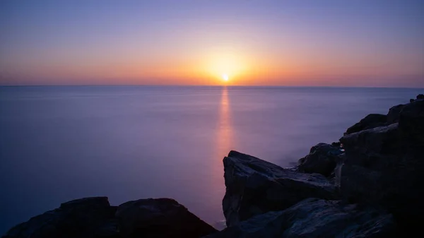 Pandangan matahari terbenam di atas laut — Stok Foto